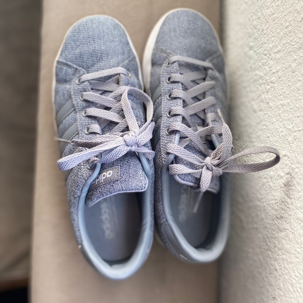 Adidas! - Picture 3 of 4